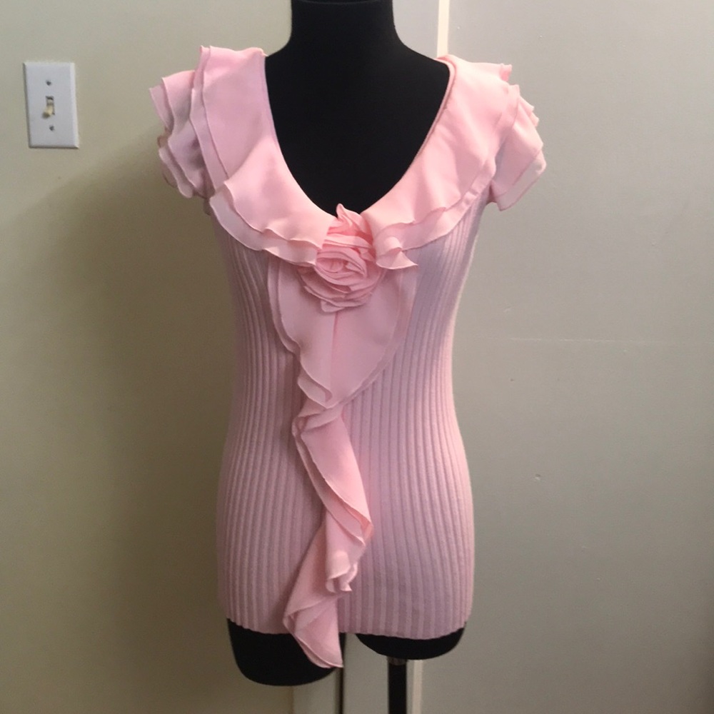 pink top